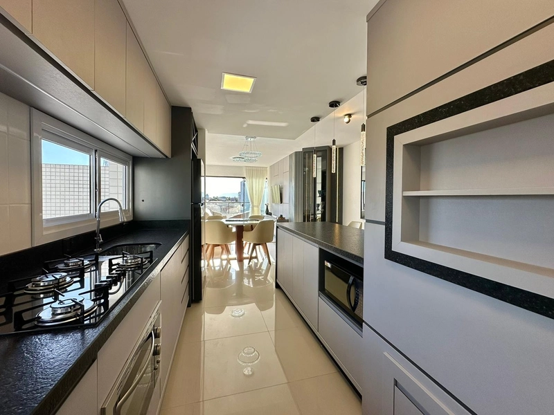 APARTAMENTO 2 DORMITÓRIOS COM AMPLO TERRAÇO À VENDA: 13ª foto da galeria de imagens do imóvel