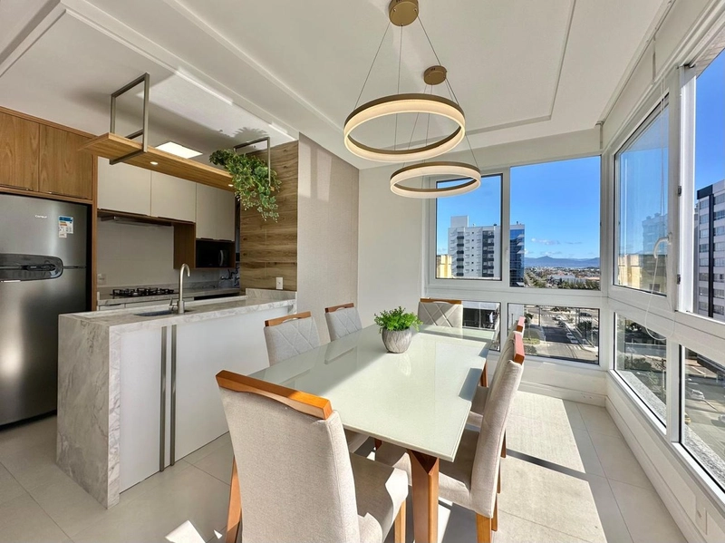APARTAMENTO À VENDA! DE ESQUINA COM VISTA PARA O MAR: 7ª foto da galeria de imagens do imóvel