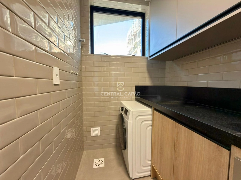Apartamento de 2 suítes decorado próximo ao mar em Capão da Canoa: 12ª foto da galeria de imagens do imóvel