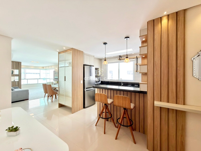 Apartamento amplo com infra incrível à venda em Capão da Canoa: 4ª foto da galeria de imagens do imóvel