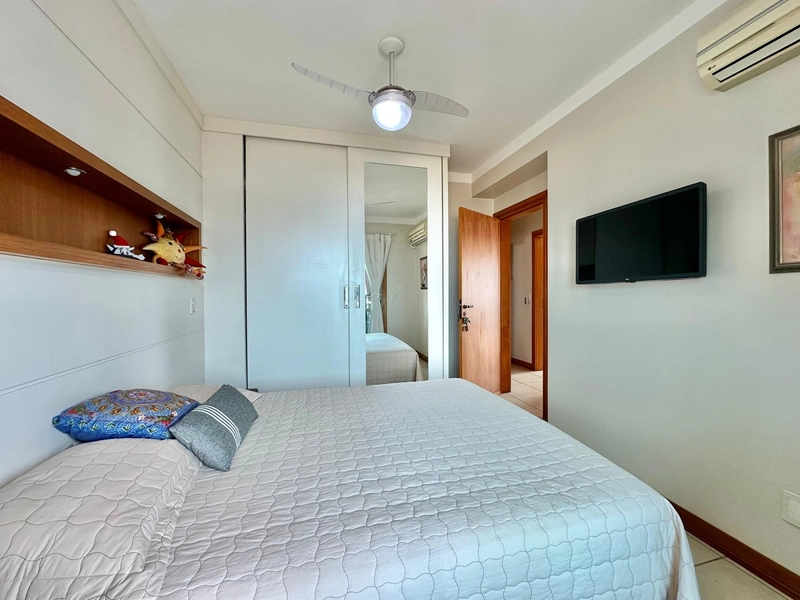 APARTAMENTO À VENDA COM VISTA PARA MAR E PRAÇA - RARIDADE: 25ª foto da galeria de imagens do imóvel