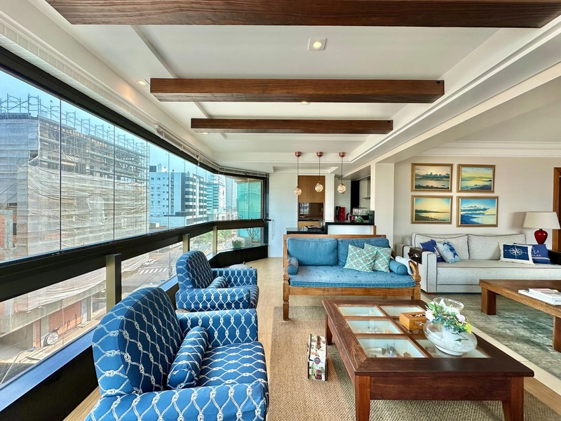 APARTAMENTO À VENDA COM VISTA PARA MAR E PRAÇA - RARIDADE: 8ª foto da galeria de imagens do imóvel