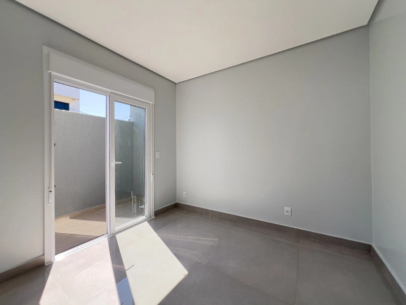 CASA À VENDA COM 130M² NO BAIRRO ARAÇÁ!: 11ª foto da galeria de imagens do imóvel