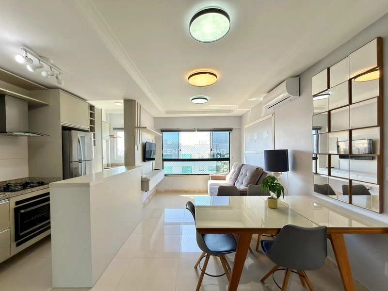 Apartamento de 2 dormitórios mobiliado e decorado em Capão da Canoa: 3ª foto da galeria de imagens do imóvel