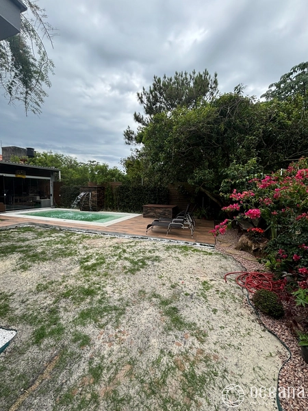 Casa 3 dormitórios com piscina, mobiliada e decorada em Atlântida.: 33ª foto da galeria de imagens do imóvel