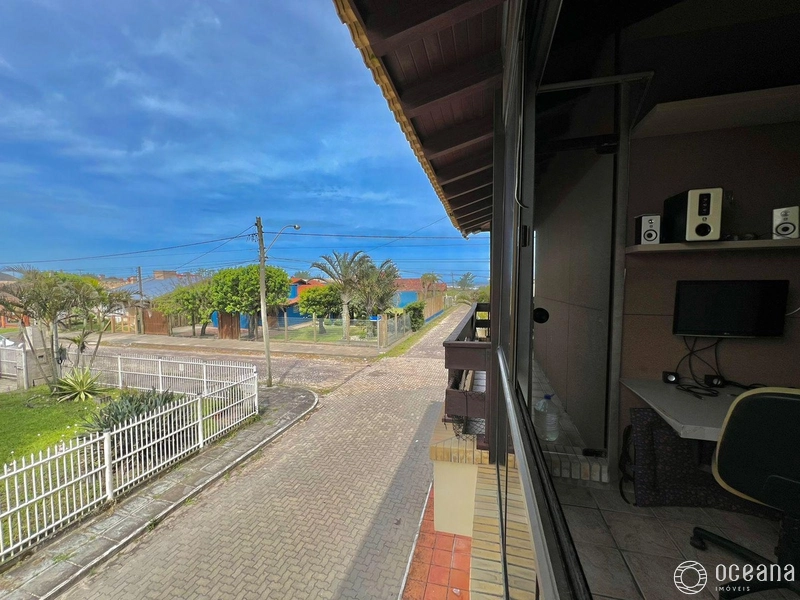 Excelente sobrado junto ao mar no balneário de Rainha do Mar: 11ª foto da galeria de imagens do imóvel