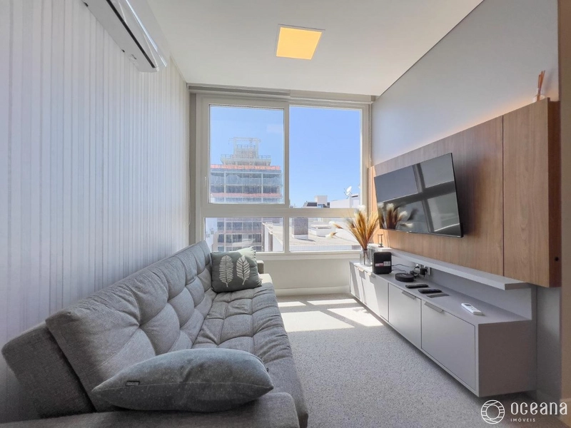 APARTAMENTO DE 02 DORMITÓRIOS FINAMENTE MOBILIADO E DECORADO: 4ª foto da galeria de imagens do imóvel