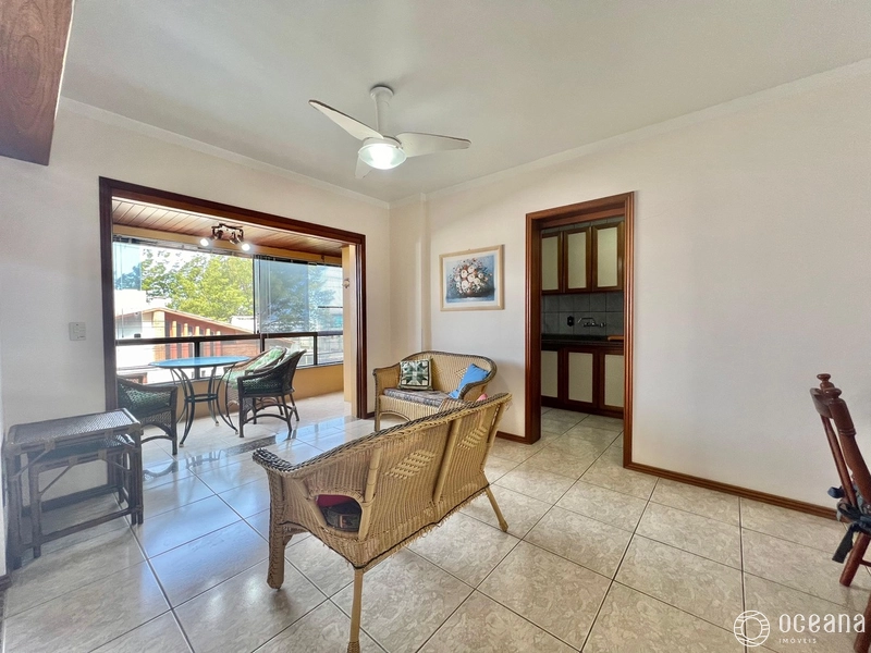 APARTAMENTO DE FRENTE TENDO TODOS OS CÔMODOS COM VISTA PARA O MAR: 1ª foto da galeria de imagens do imóvel