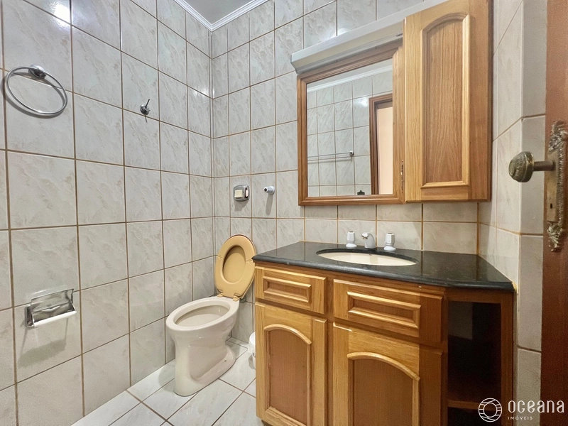 APARTAMENTO DE FRENTE TENDO TODOS OS CÔMODOS COM VISTA PARA O MAR: 25ª foto da galeria de imagens do imóvel