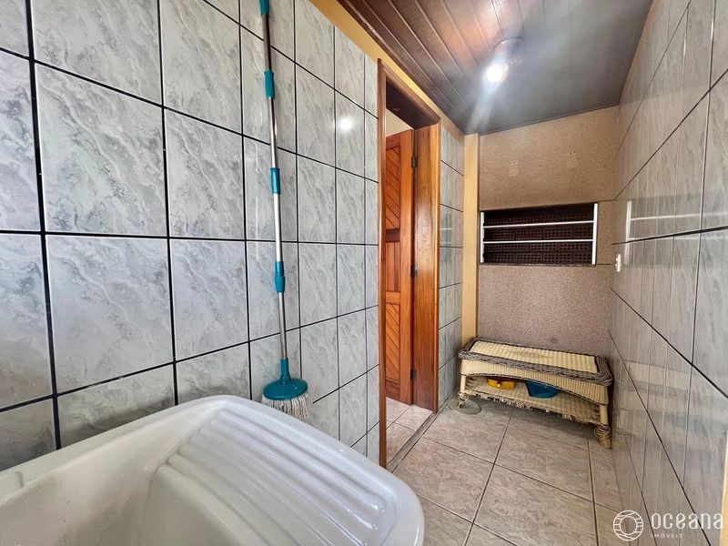APARTAMENTO DE FRENTE TENDO TODOS OS CÔMODOS COM VISTA PARA O MAR: 13ª foto da galeria de imagens do imóvel