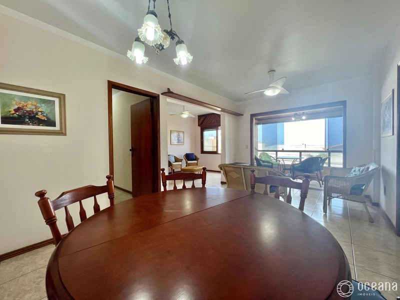 APARTAMENTO DE FRENTE TENDO TODOS OS CÔMODOS COM VISTA PARA O MAR: 4ª foto da galeria de imagens do imóvel