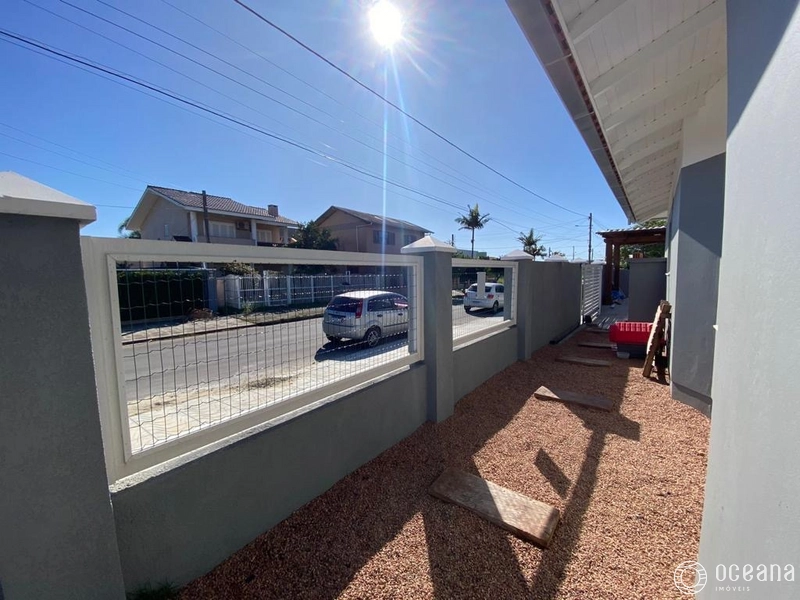 Casa com Piscina na Zona Nova em Capão da Canoa: 8ª foto da galeria de imagens do imóvel