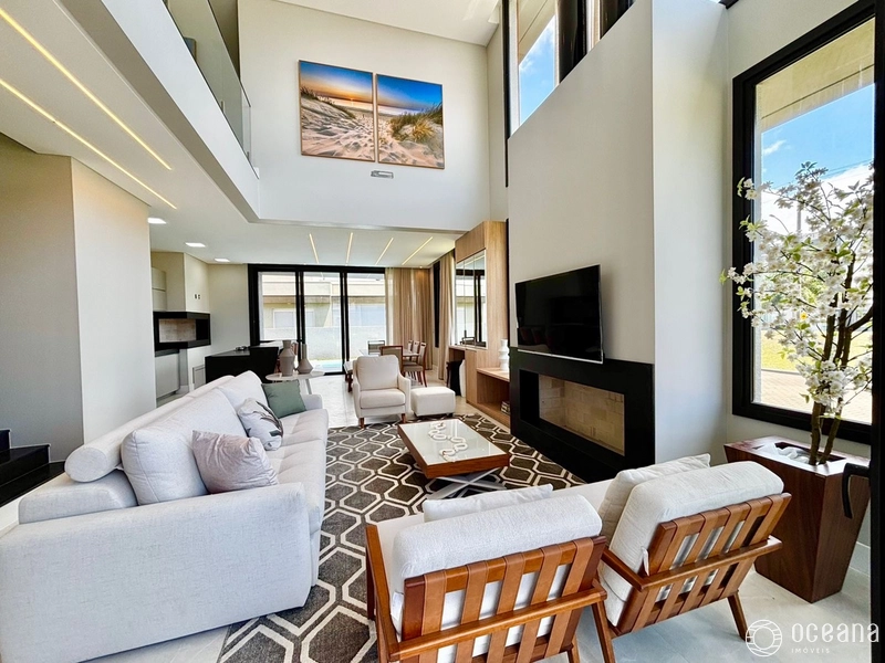 CASA EM CONDOMINIO: 2ª foto da galeria de imagens do imóvel