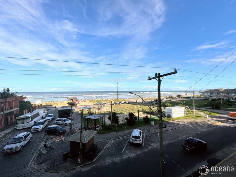 AMPLO APARTAMENTO DE 03 DORMITÓRIOS COM SACADA DE FRENTE E VISTA MAR: 3ª foto da galeria de imagens do imóvel
