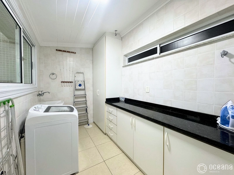 AMPLO APARTAMENTO DE 03 DORMITÓRIOS COM SACADA DE FRENTE E VISTA MAR: 27ª foto da galeria de imagens do imóvel