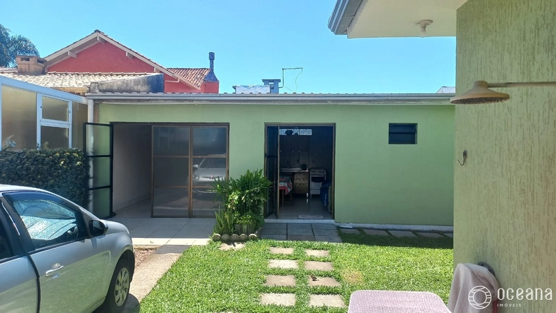 Maravilhosa casa em capão novo: 2ª foto da galeria de imagens do imóvel