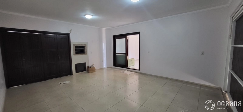 EXCELENTE CASA LOCALIZADA NO BAIRRO NOIVA DO MAR!: 4ª foto da galeria de imagens do imóvel
