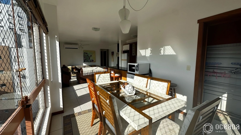 APARTAMENTO DE 02 DORMITÓRIOS, 01 SUÍTE E 02 VAGAS DE GARAGEM À VENDA!: 5ª foto da galeria de imagens do imóvel
