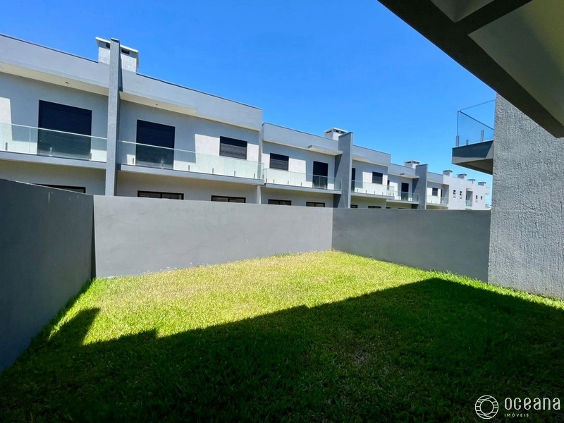 CASA SOBRADO POUCOS METROS DO MAR!: 13ª foto da galeria de imagens do imóvel