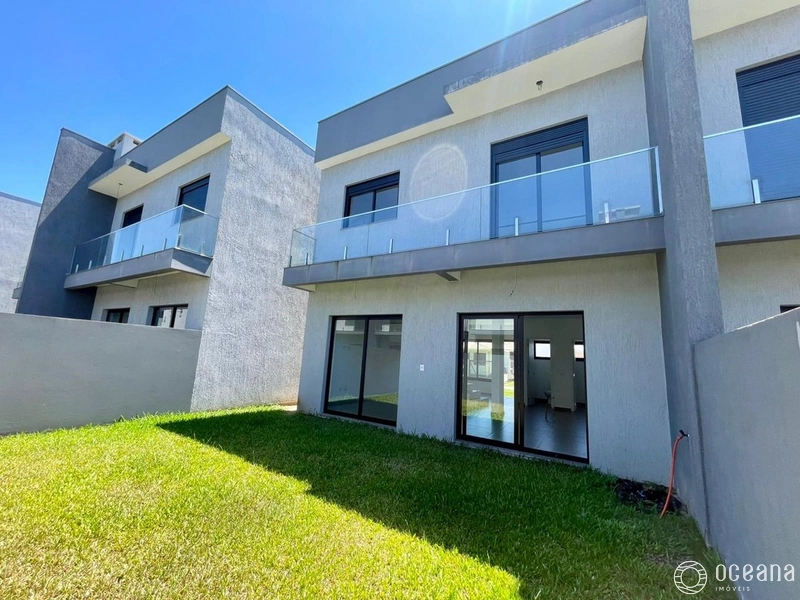 CASA SOBRADO POUCOS METROS DO MAR!: 12ª foto da galeria de imagens do imóvel