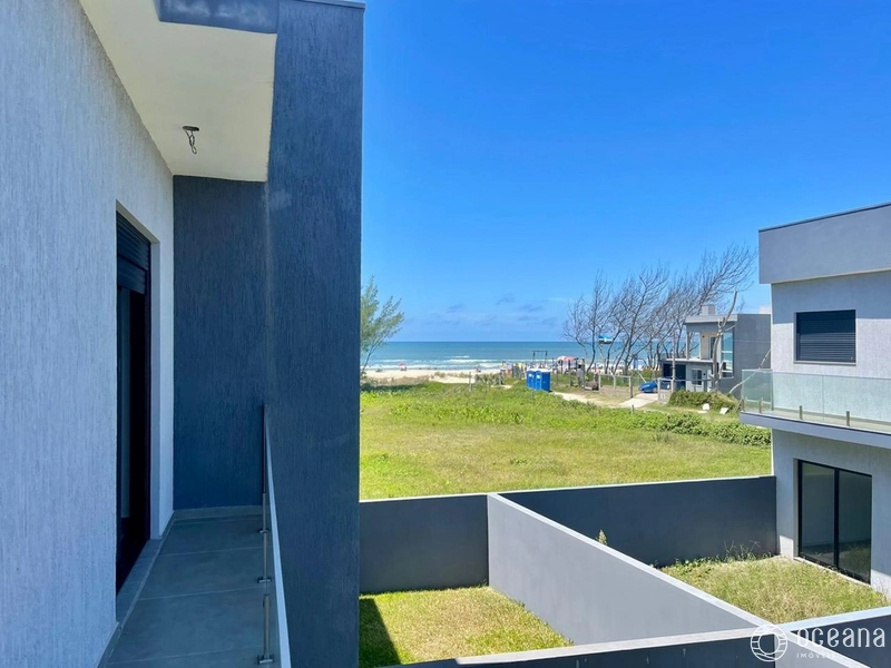 CASA SOBRADO POUCOS METROS DO MAR!: 5ª foto da galeria de imagens do imóvel