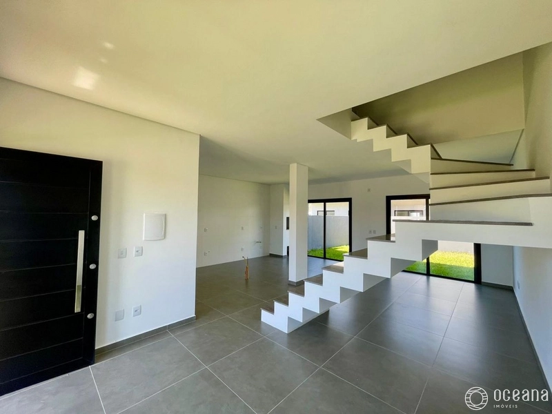 CASA SOBRADO POUCOS METROS DO MAR!: 17ª foto da galeria de imagens do imóvel