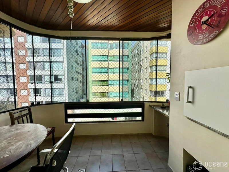 Apartamento 3 dormitórios com dependencia