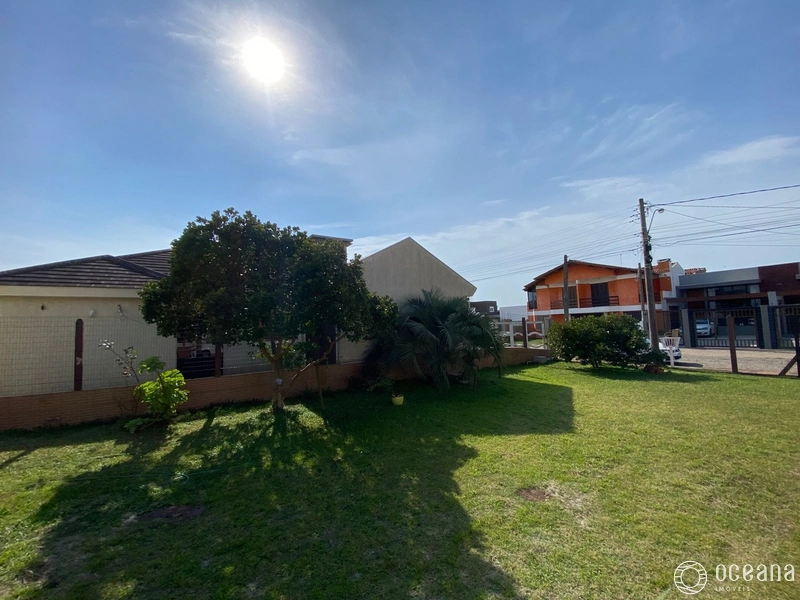 Casa em Capão da Canoa, apenas uma quadra do Mar.: 6ª foto da galeria de imagens do imóvel