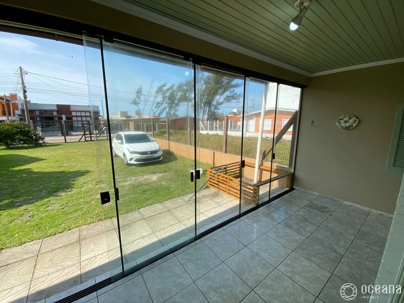 Casa em Capão da Canoa, apenas uma quadra do Mar.: 5ª foto da galeria de imagens do imóvel