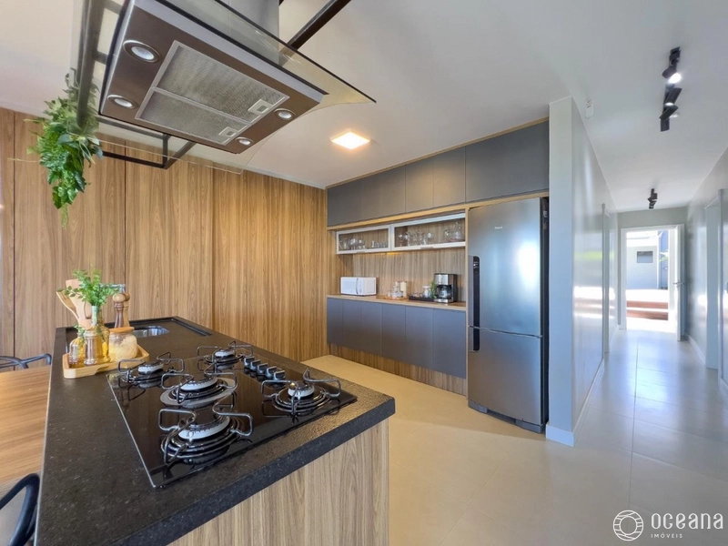 CASA COM 05 DORMITÓRIOS NA BEIRA MAR DE XANGRI-LÁ: 10ª foto da galeria de imagens do imóvel