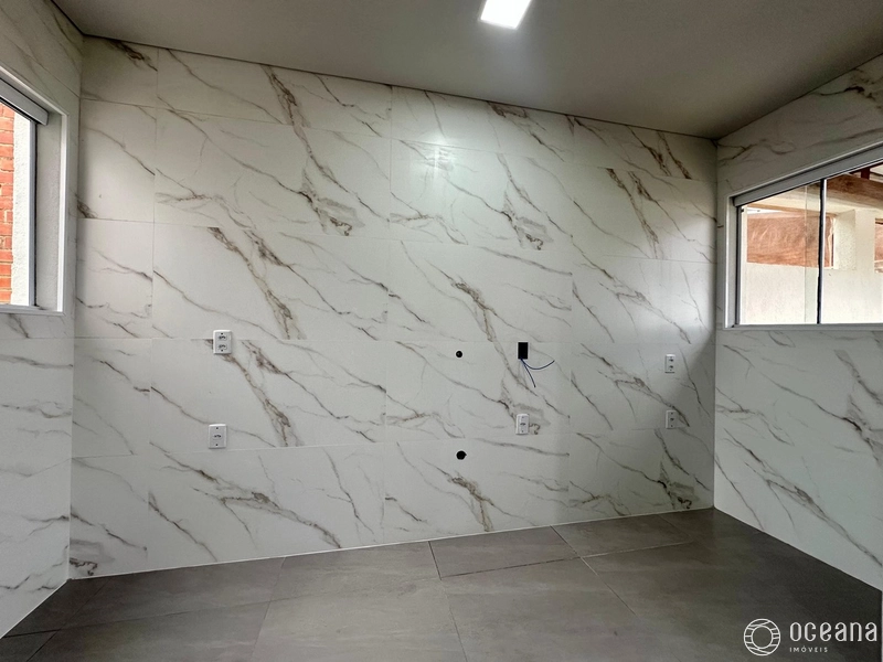 OPORTUNIDADE NO CENTRO DE XANGRI-LÁ À 03 QUADRAS DO MAR!: 4ª foto da galeria de imagens do imóvel