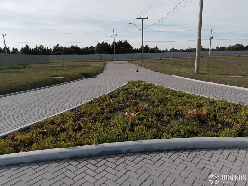 TERRENO MEDINDO 12x25m² EM CONDOMÍNIO FECHADO NA PRAIA DE CURIMIM!: 2ª foto da galeria de imagens do imóvel