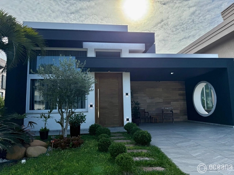 CASA COM 04 SUÍTES EM CONDOMÍNIO FECHADO: 3ª foto da galeria de imagens do imóvel