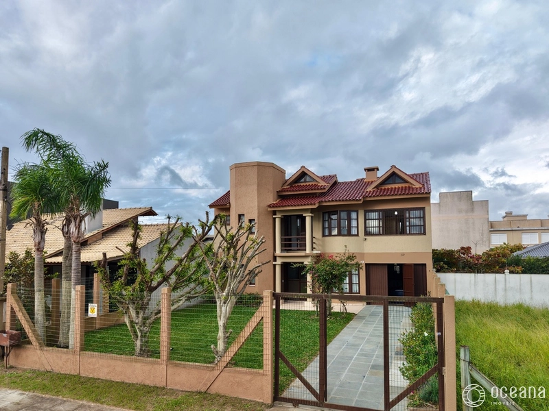 Sobrado em Xangrilá: 2ª foto da galeria de imagens do imóvel