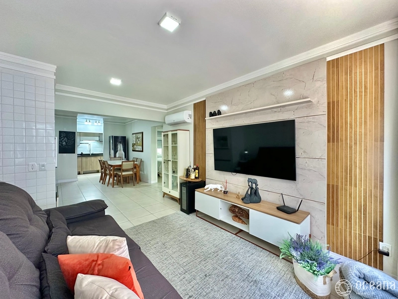 Apartamento 2 dormitórios com Box: 1ª foto da galeria de imagens do imóvel