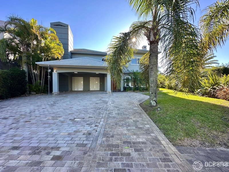 SOBRADO MOBILIADO E DECORADO EM CONDOMÍNIO DE ALTO PADRÃO!