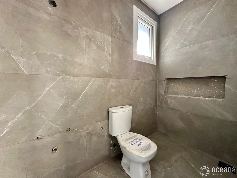 CASA EM CONDOMÍNIO FECHADO EM XANGRI-LÁ: 14ª foto da galeria de imagens do imóvel