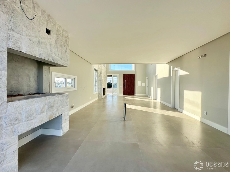 CASA EM CONDOMÍNIO FECHADO EM XANGRI-LÁ: 6ª foto da galeria de imagens do imóvel