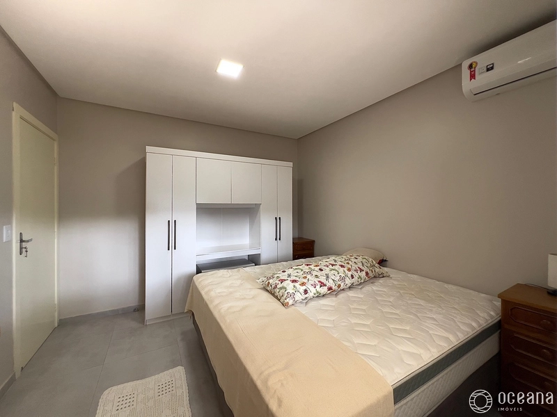 CASA COM TERRENO 12x25m² EM CAPÃO NOVO VILLAGE: 7ª foto da galeria de imagens do imóvel