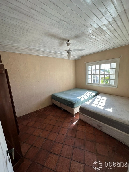 CASA AUTÊNTICA EM ESTILO CLÁSSICO NA DIVISA ENTRE ATLÂNTIDA/CAPÃO: 17ª foto da galeria de imagens do imóvel