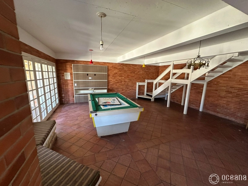 CASA AUTÊNTICA EM ESTILO CLÁSSICO NA DIVISA ENTRE ATLÂNTIDA/CAPÃO: 5ª foto da galeria de imagens do imóvel