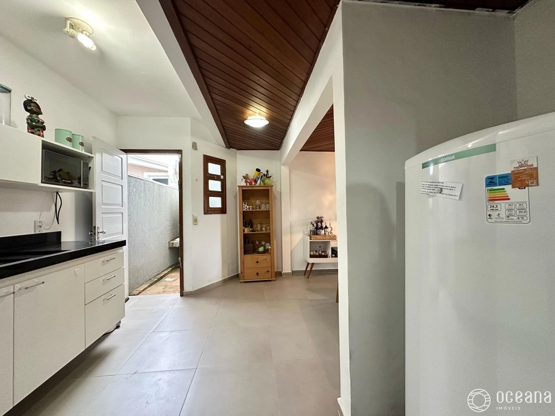 Duplex com Vista Eterna para o Mar – 50 Metros da Praia: 7ª foto da galeria de imagens do imóvel