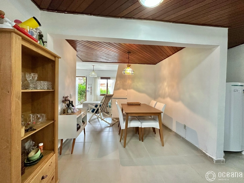 Duplex com Vista Eterna para o Mar – 50 Metros da Praia: 6ª foto da galeria de imagens do imóvel