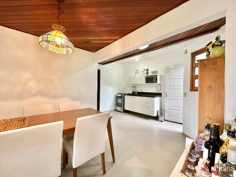 Duplex com Vista Eterna para o Mar – 50 Metros da Praia: 9ª foto da galeria de imagens do imóvel