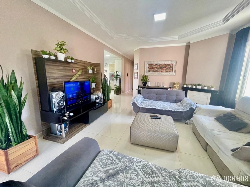 Casa térrea mobiliada, a duas quadras do mar: 4ª foto da galeria de imagens do imóvel