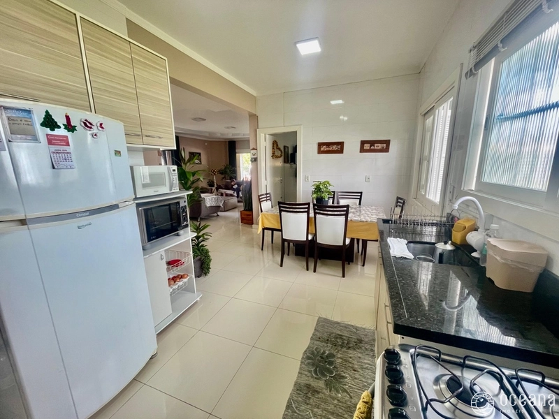 Casa térrea mobiliada, a duas quadras do mar: 10ª foto da galeria de imagens do imóvel
