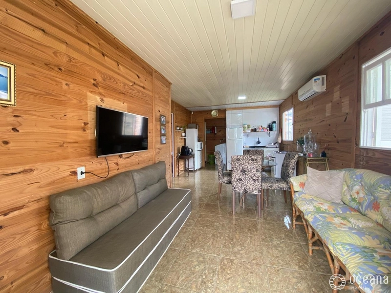 CASA EM CAPÃO NOVO - TERRENO 12x25m² LADO MAR!: 9ª foto da galeria de imagens do imóvel