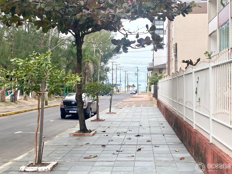 EXCELENTE APARTAMENTO Jk COM SACADÃO DE FRENTE PARA PRAÇA FLÁVIO: 3ª foto da galeria de imagens do imóvel