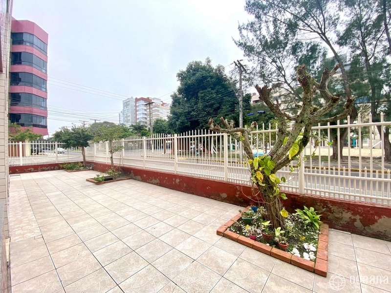 EXCELENTE APARTAMENTO Jk COM SACADÃO DE FRENTE PARA PRAÇA FLÁVIO: 2ª foto da galeria de imagens do imóvel