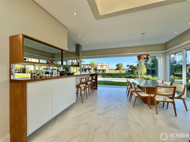CASA EM CONDOMINIO FECHADO EM FRENTE A INFRAESTRUTURA!: 5ª foto da galeria de imagens do imóvel